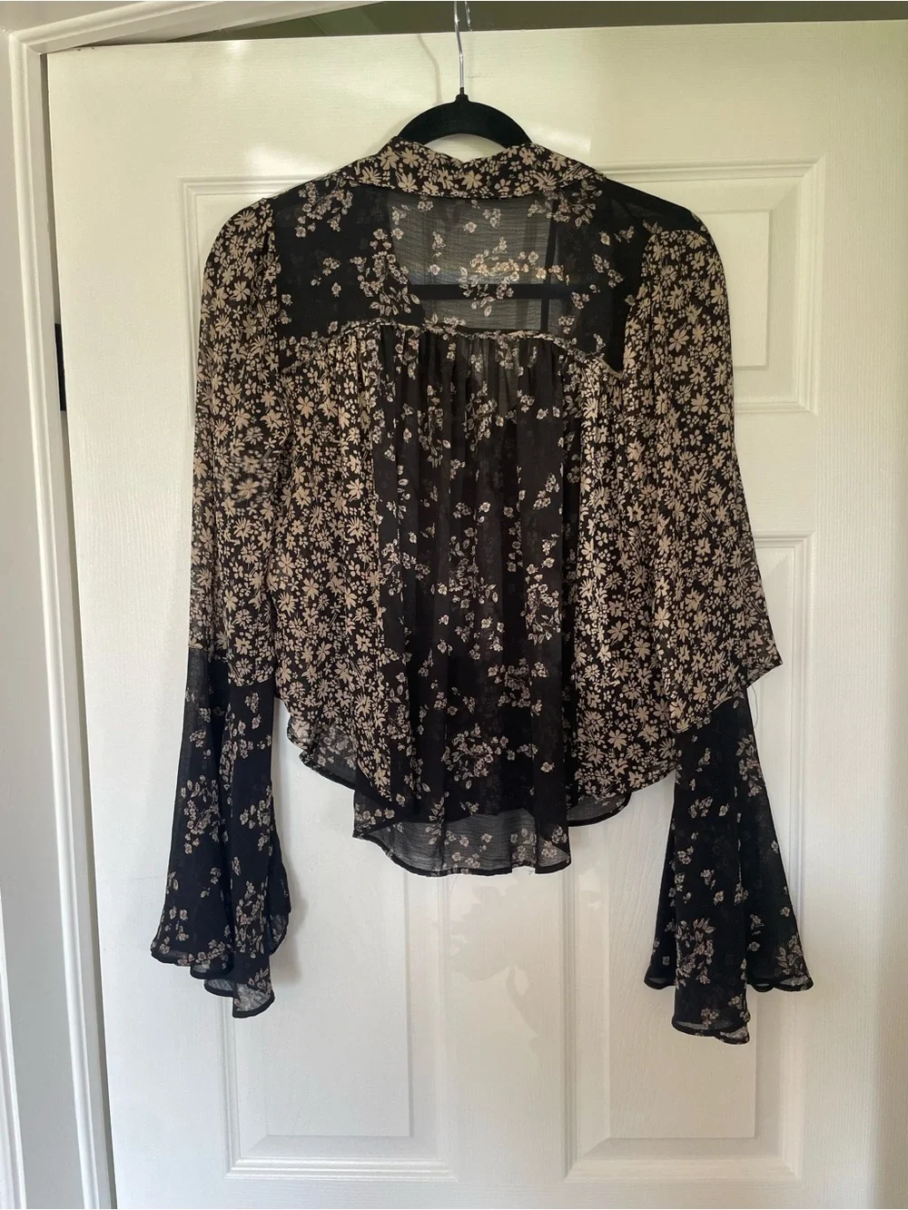 Free People Serena Printed Blouse in Black - Picture 8 of 14